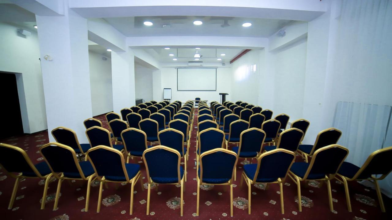 Astra Hotel Almaty Exteriér fotografie